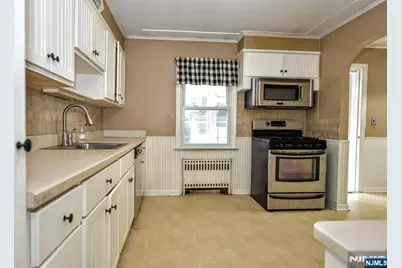 25 Stanley Court, North Haledon, NJ 07508 - Photo 9