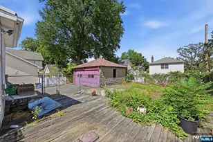 809 Elm Ave, Ridgefield, NJ 07657 - Photo 19