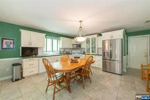 2 Blueberry Ct, Mahwah, NJ 07430 - Photo 13