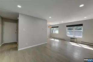 100 Pierson Miller F12, Pompton Lakes, NJ 07442 - Photo 5