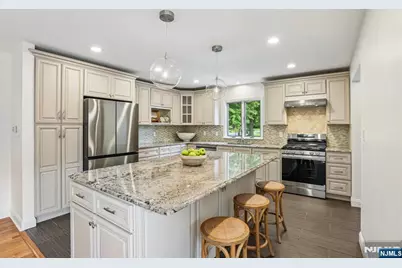 650 Ridgewood Road, Maplewood, NJ 07040 - Photo 13
