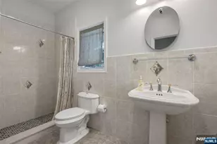 8 Marion Ct, Ho Ho Kus, NJ 07423 - Photo 15
