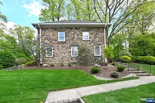 8 Hunter Rd, North Haledon, NJ 07508 - Photo 33