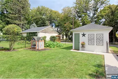 35 Essex Avenue, Bloomfield, NJ 07003 - Photo 47