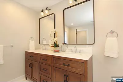 35 Essex Avenue, Bloomfield, NJ 07003 - Photo 39