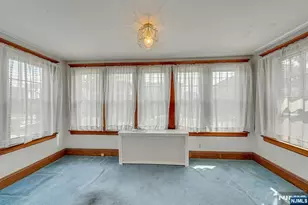 527 Brandon Pl, Cliffside Park, NJ 07010 - Photo 5