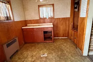 76 Beechwood St, Bergenfield, NJ 07621 - Photo 9