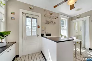 85 Spring Valley Ave, Hackensack, NJ 07601 - Photo 21
