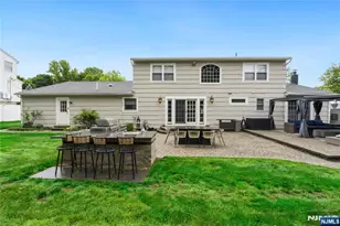 15 Almroth Dr, Wayne, NJ 07470 - Photo 45
