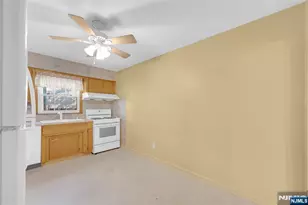 11 Burdette Pl, Fairview, NJ 07022 - Photo 19