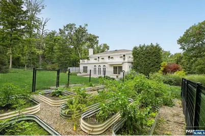 7 Gordon Road, Essex Fells, NJ 07021 - Photo 35