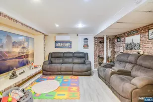 1 Haledon Ct, Haledon, NJ 07508 - Photo 19