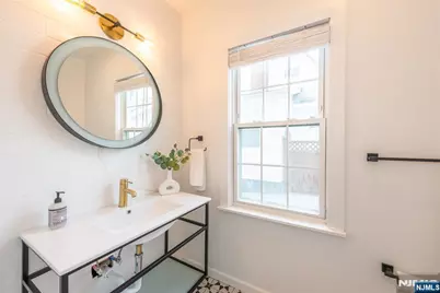 33 Waverly Terrace, Bloomfield, NJ 07003 - Photo 9