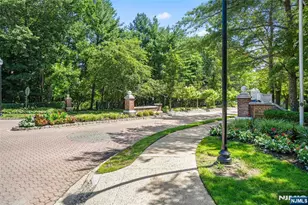 3402 Whittier Ct, Mahwah, NJ 07430 - Photo 25