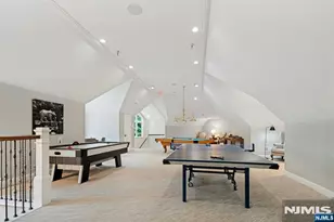 205 Bearwoods Rd, Park Ridge, NJ 07656 - Photo 37