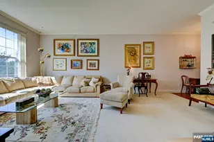 1409 4 Seasons Dr, Wayne, NJ 07470 - Photo 9