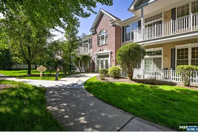 1409 Four Seasons Drive, Wayne, NJ 07470 - Photo 3