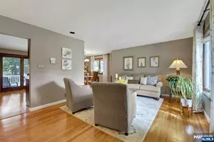 27 Mary Ln, Waldwick, NJ 07463 - Photo 3