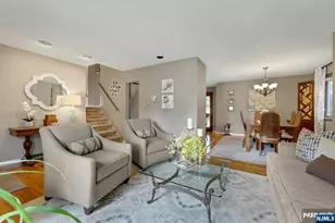 27 Mary Ln, Waldwick, NJ 07463 - Photo 5