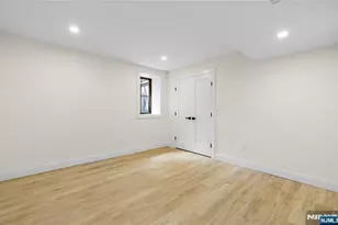 10 Radburn Rd, Glen Rock, NJ 07452 - Photo 35