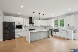 11 Eagles Nest Ter, West Milford, NJ 07480 - Photo 15
