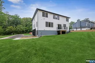 11 Eagles Nest Ter, West Milford, NJ 07480 - Photo 43