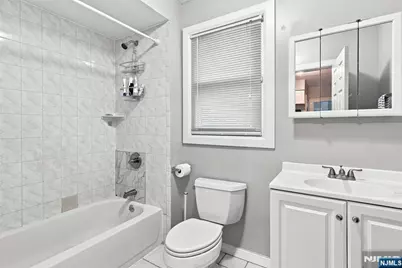 27 Philip Place, Irvington, NJ 07111 - Photo 7