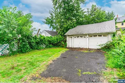 27 Philip Place, Irvington, NJ 07111 - Photo 21