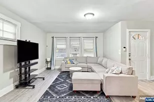 27 Philip Pl, Irvington, NJ 07111 - Photo 3