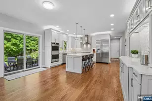 10 Massola Dr, Wayne, NJ 07470 - Photo 7