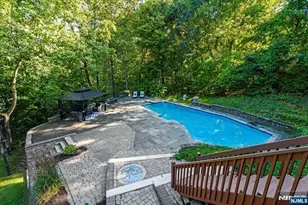 2 Round Hill Terrace, Kinnelon, NJ 07405 - Photo 31