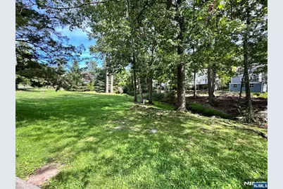 139 Forest Avenue, West Caldwell, NJ 07006 - Photo 37