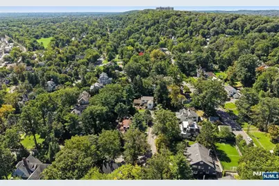 1 Seneca Place, Montclair, NJ 07043 - Photo 43