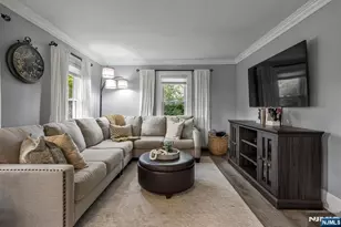 202 Prospect St, Midland Park, NJ 07432 - Photo 5