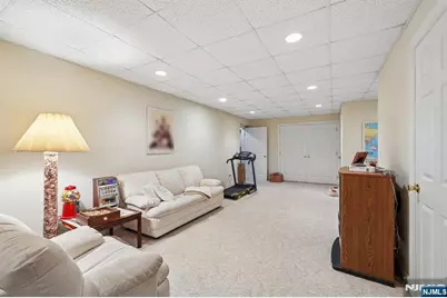 16 Apple Lane, Wayne, NJ 07470 - Photo 31