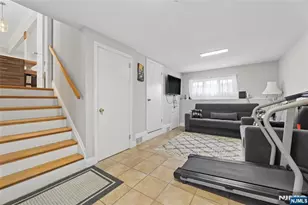 5 Viewpoint Rd, Wayne, NJ 07470 - Photo 25