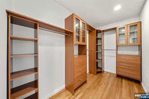 220 Concord Dr, Paramus, NJ 07652 - Photo 19
