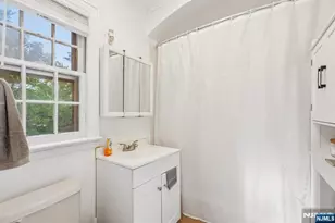467 Voorhees St, Englewood, NJ 07631 - Photo 19