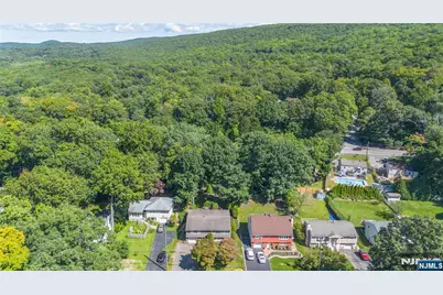 52 Channing Drive, Ringwood, NJ 07456 - Photo 3