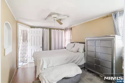 59 Augusta Street, Irvington, NJ 07111 - Photo 17