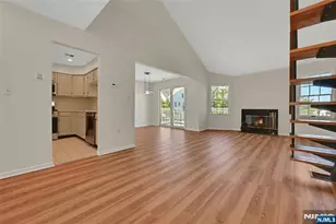 105 Quartz Ln, Paterson, NJ 07501 - Photo 7