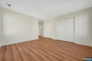105 Quartz Ln, Paterson, NJ 07501 - Photo 13