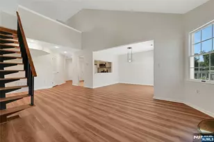 105 Quartz Ln, Paterson, NJ 07501 - Photo 11