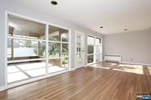 27 Briarcliff Rd, Hillsdale, NJ 07642 - Photo 9
