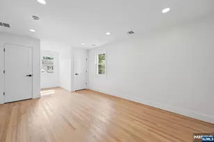 34 Howard St, Verona, NJ 07044 - Photo 15