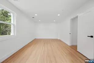 34 Howard St, Verona, NJ 07044 - Photo 17