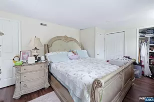72-74 Fournier Crescent, Elmwood Park, NJ 07407 - Photo 33