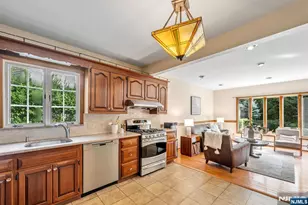 140 Unadilla Rd, Ridgewood, NJ 07450 - Photo 13