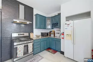 66 Washington Pl, East Rutherford, NJ 07073 - Photo 13