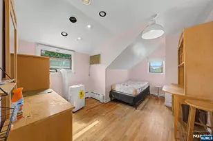 154 Ames St, Hackensack, NJ 07601 - Photo 27